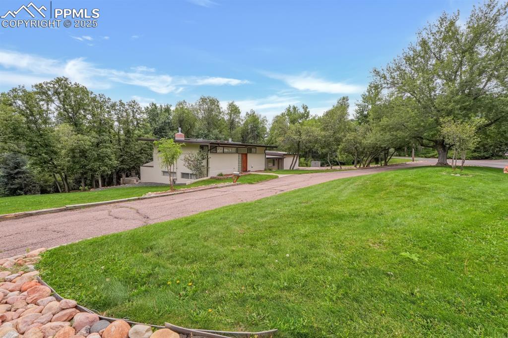 Image 38 of 43: Over 26,000 sqft lot