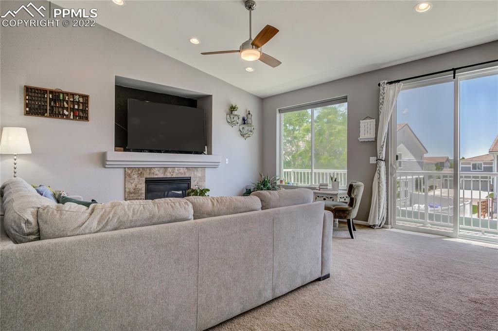 Listing 5618811, Image 11 of 27