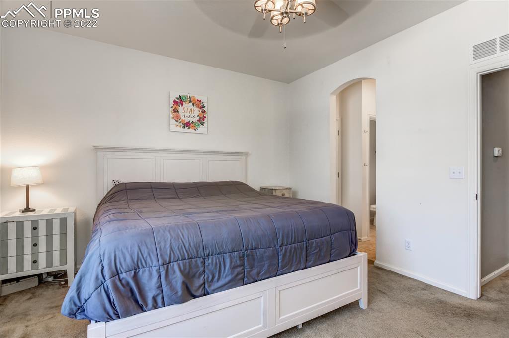 Listing 5618811, Image 14 of 27