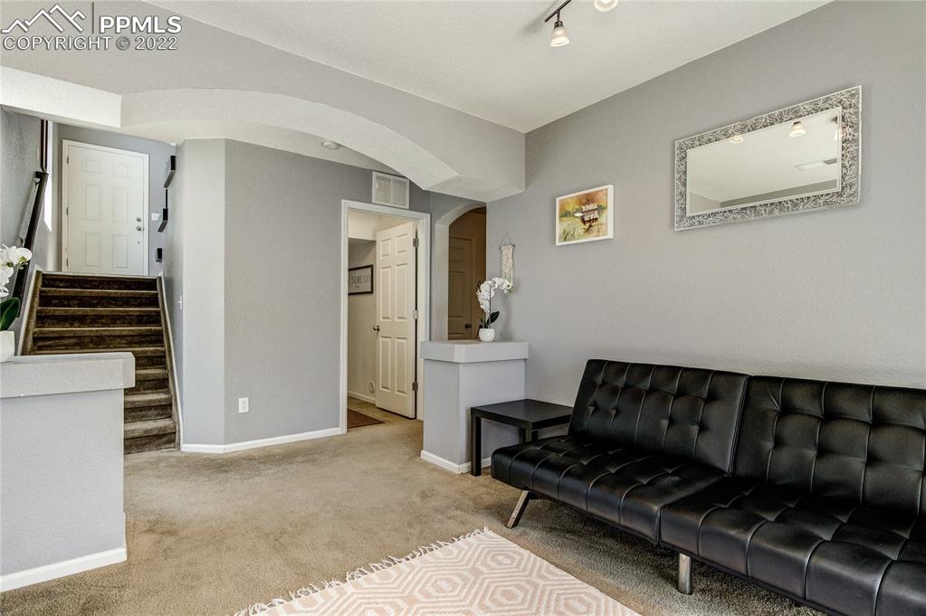 Listing 5618811, Image 20 of 27