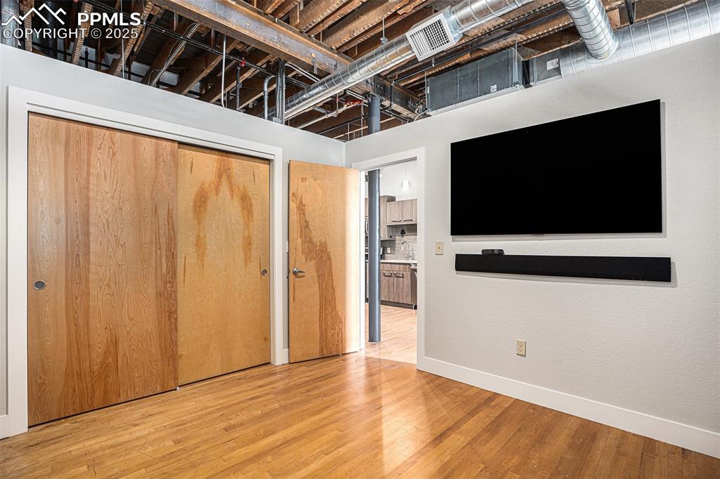 Image 7 of 11: Other