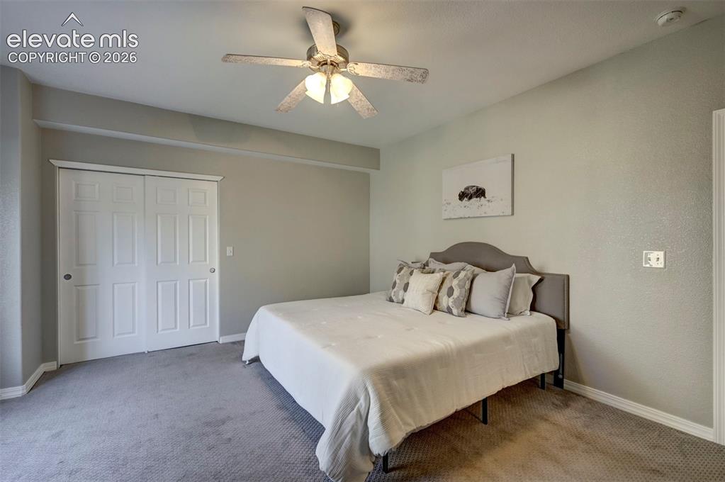 Image 16 of 40: Huge bedroom & Closet