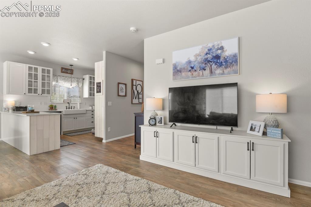 Image 16 of 40: Living Room