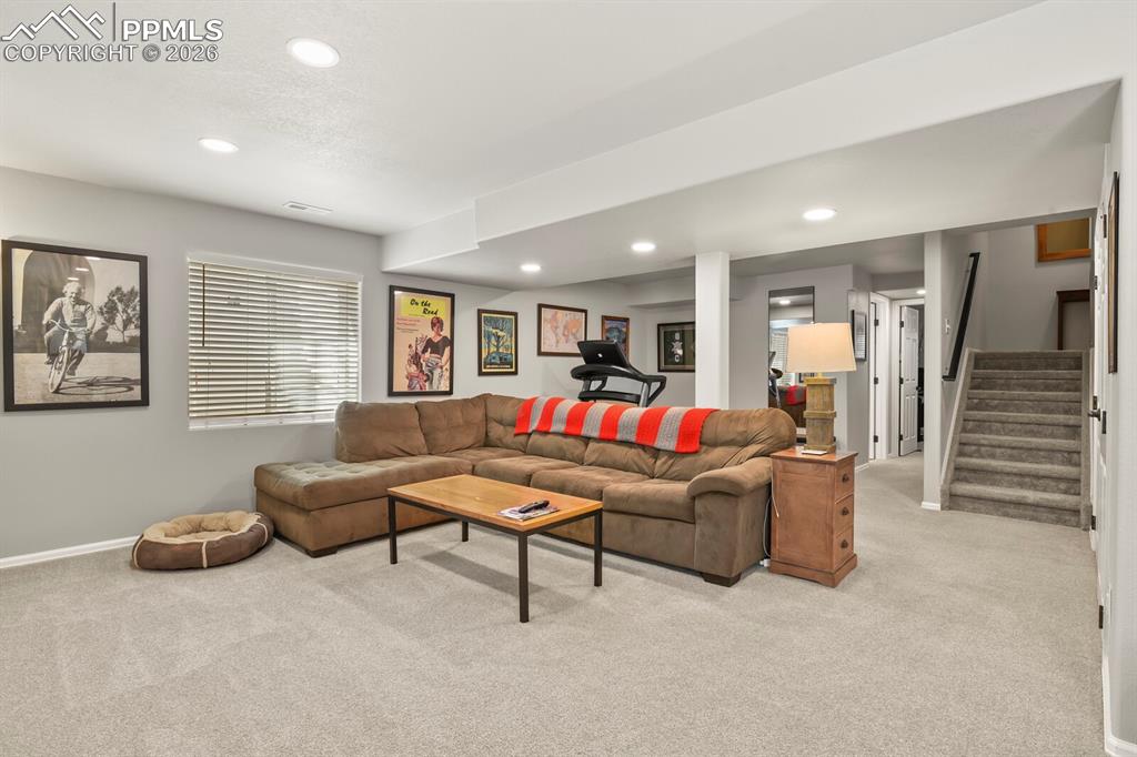 Image 20 of 40: Living Room