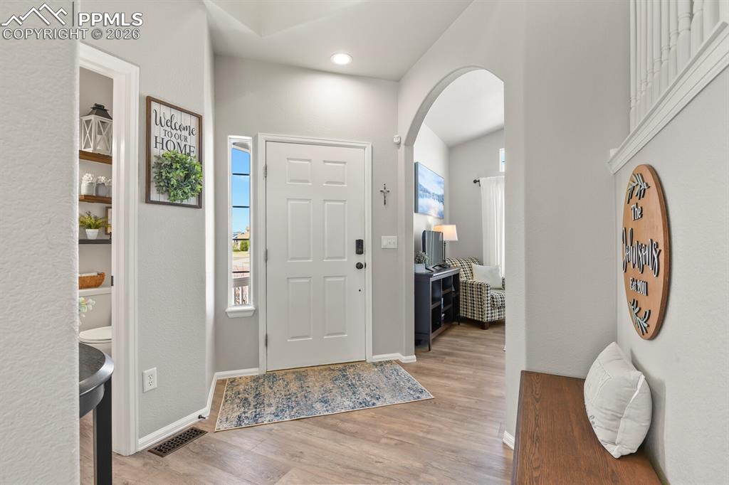 Image 3 of 40: Entry