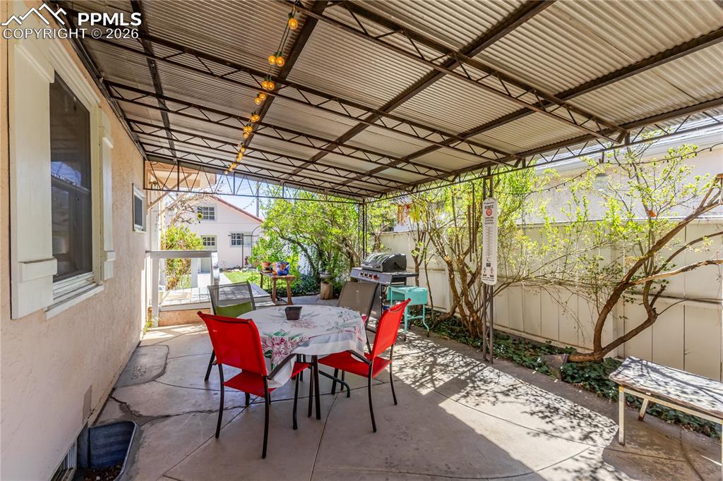 Image 5 of 42: Patio