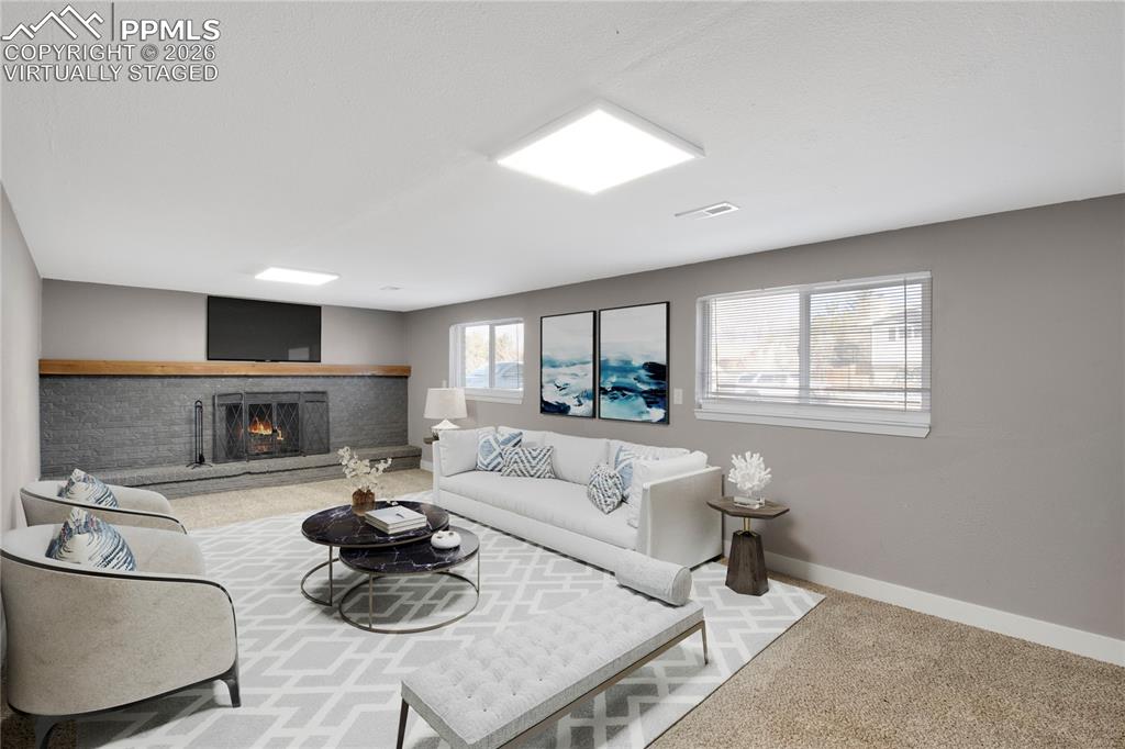 Image 5 of 43: Virtually Staged