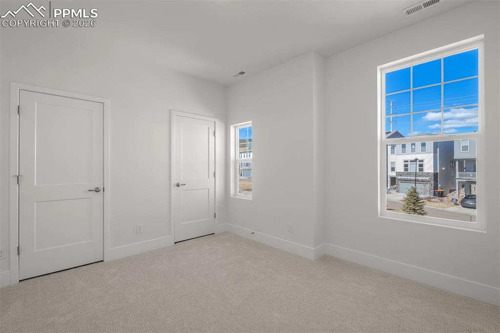 Image 24 of 37: Bedroom