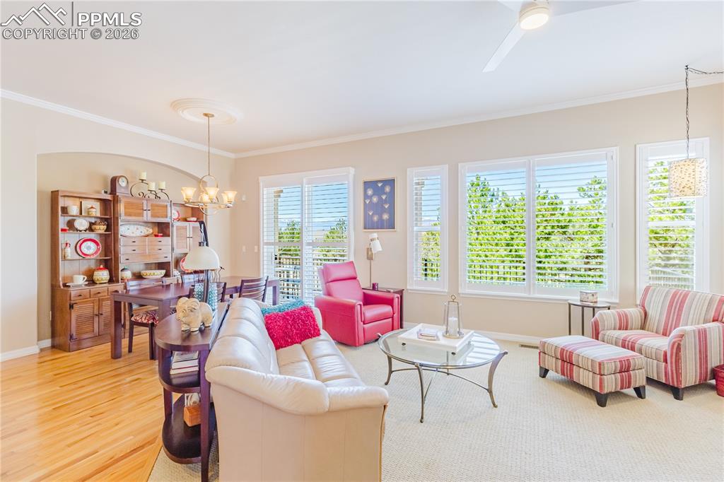 Image 4 of 32: Living Room