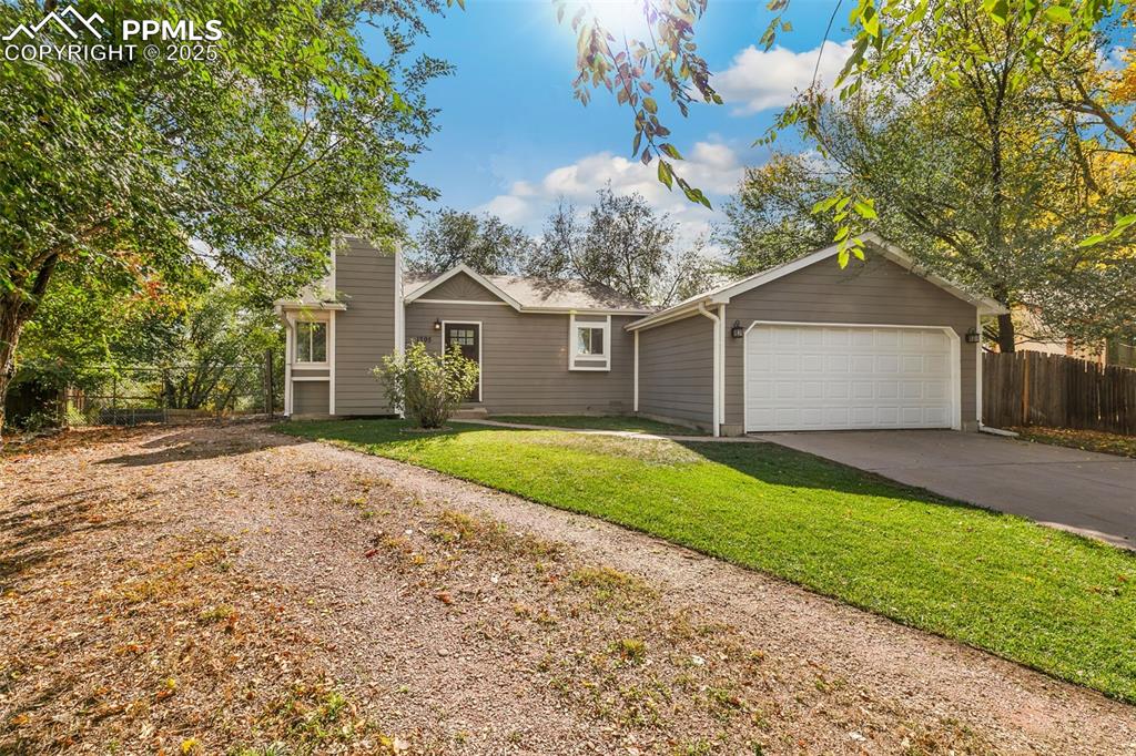 Image 2 of 34: Front of Structure