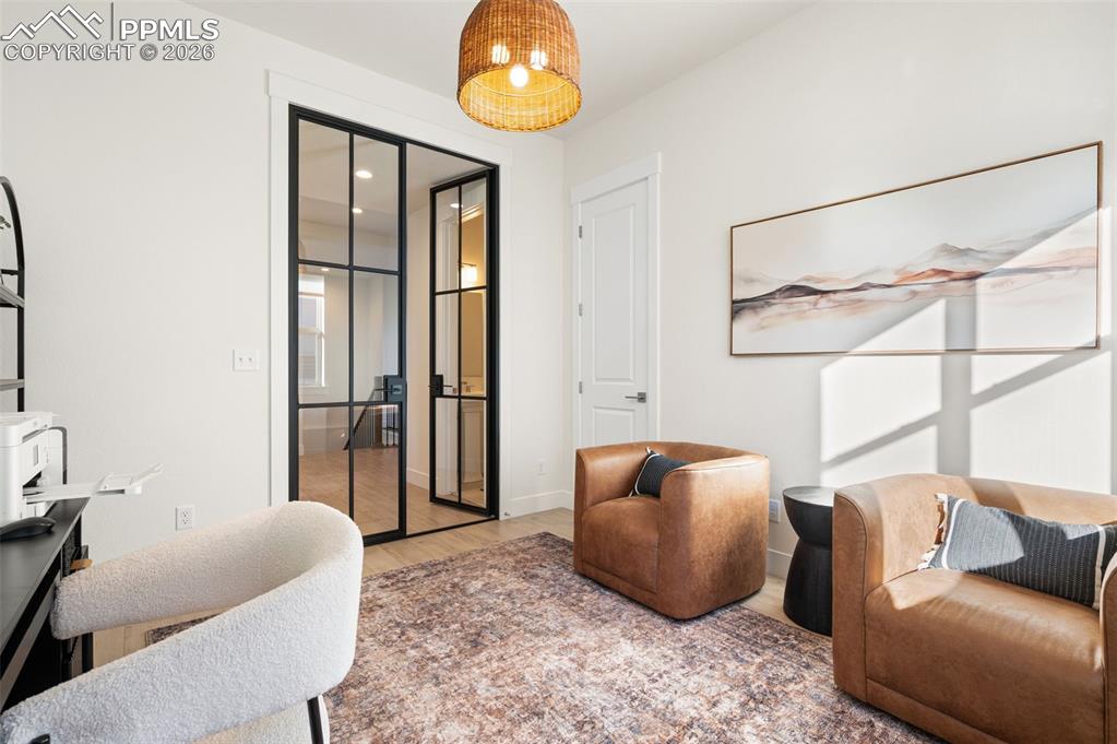 Image 21 of 50: No Description Available