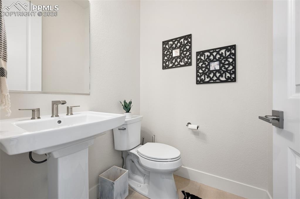 Image 26 of 50: No Description Available