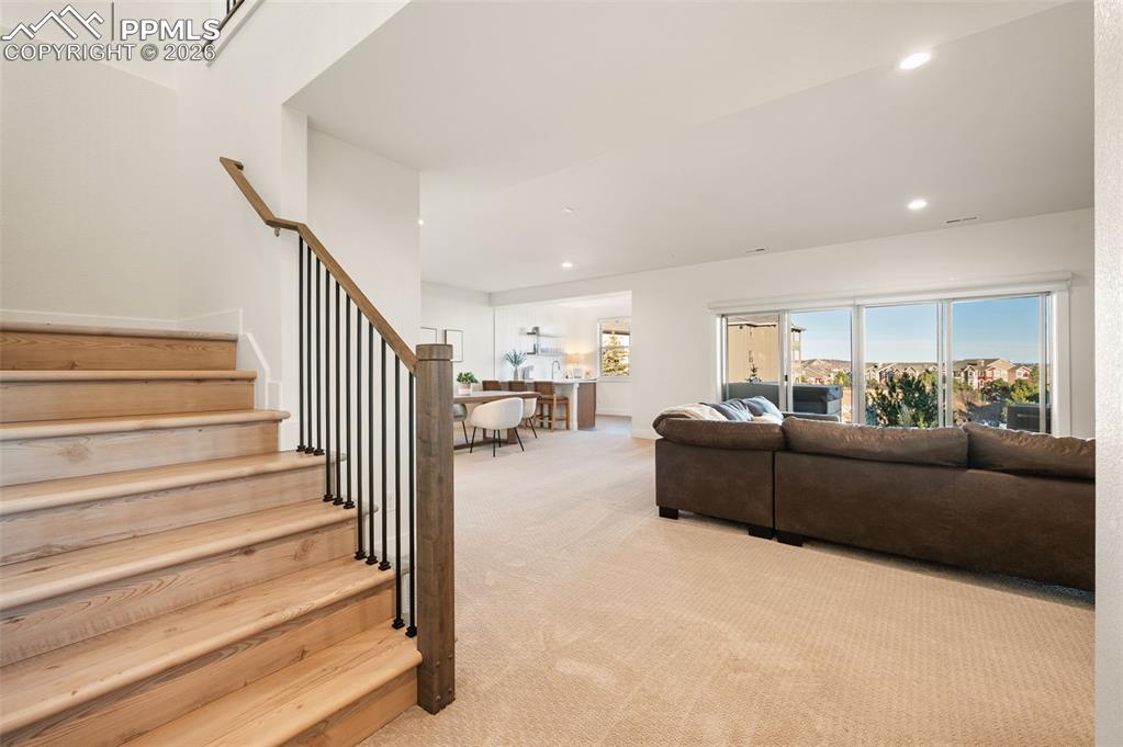 Image 27 of 50: No Description Available