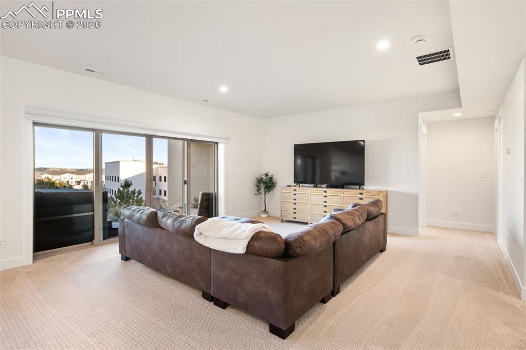 Image 28 of 50: No Description Available