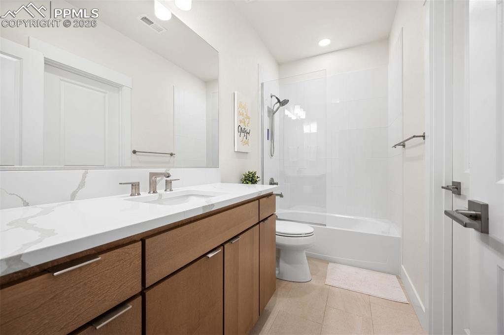 Image 38 of 50: No Description Available