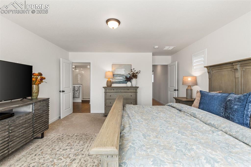 Image 20 of 37: Bedroom