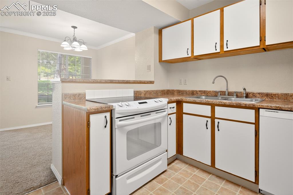 Image 11 of 27: Stove & Dishwasher included