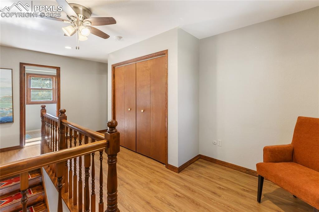 Image 32 of 50: Upper level multi use area