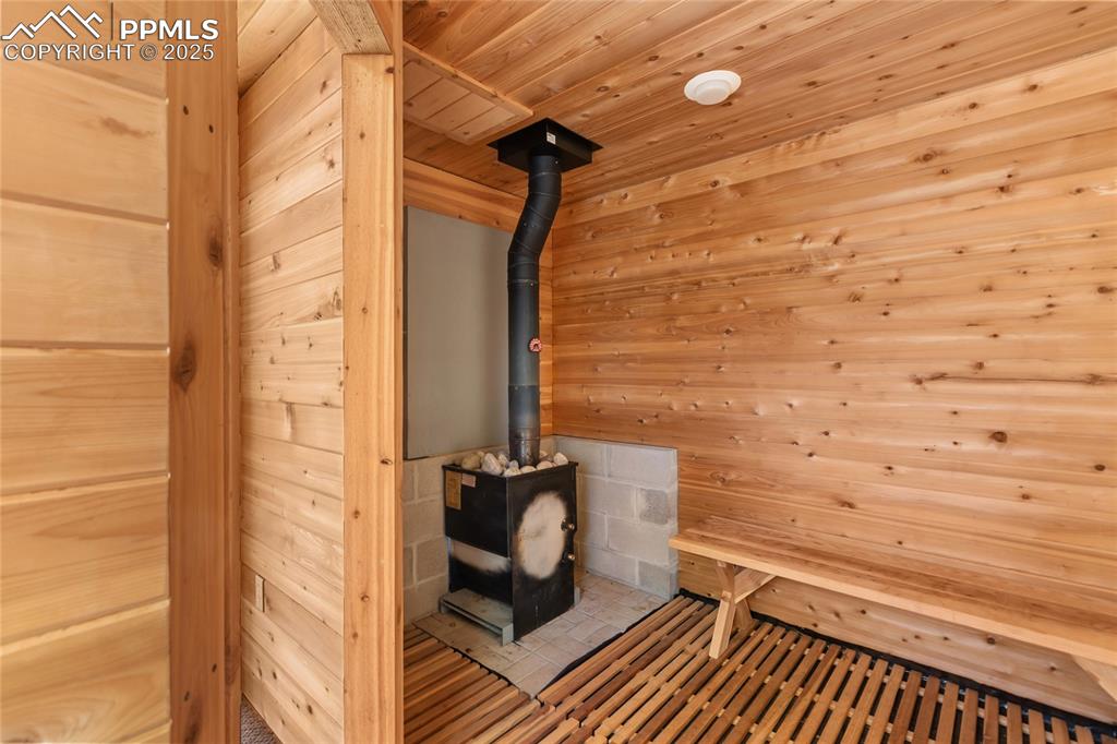 Image 8 of 50: Interior of sauna