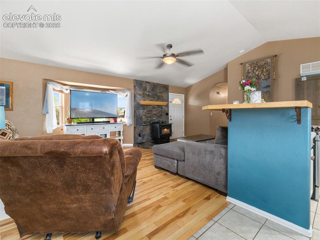 Image 6 of 35: Living Room
