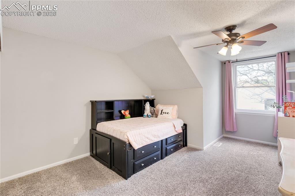 Image 24 of 47: Bedroom