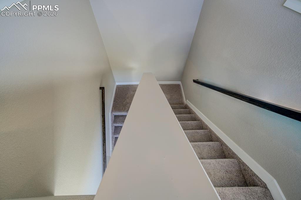 Image 21 of 33: Stairs