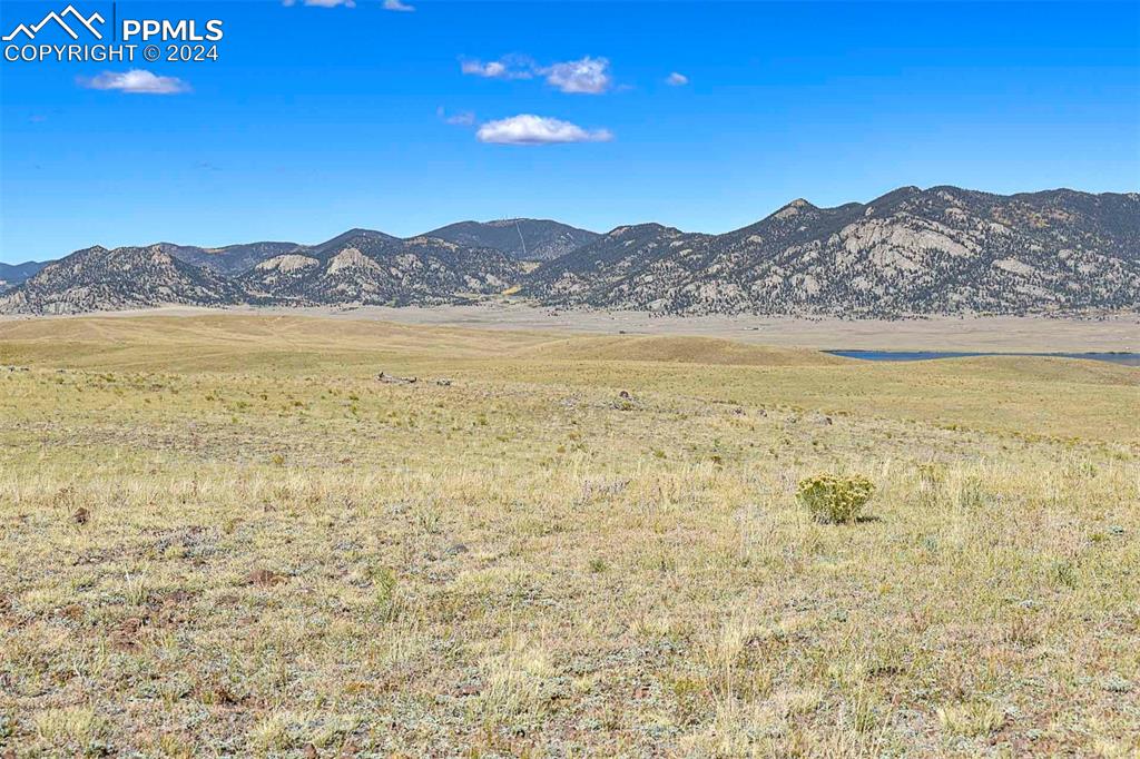 Image 19 of 42: View