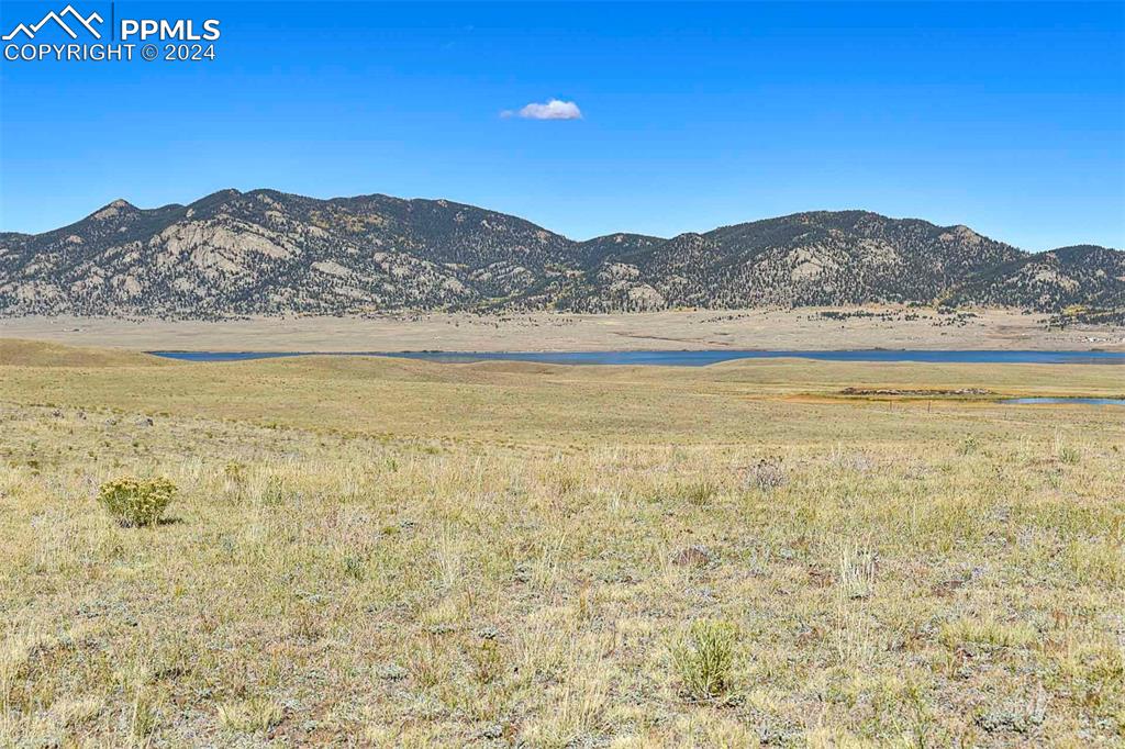 Image 34 of 42: View