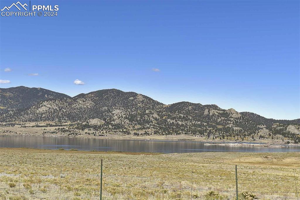 Image 39 of 42: View