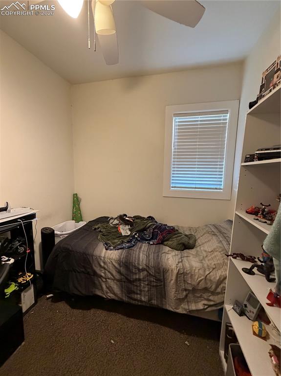 Image 12 of 23: Bedroom