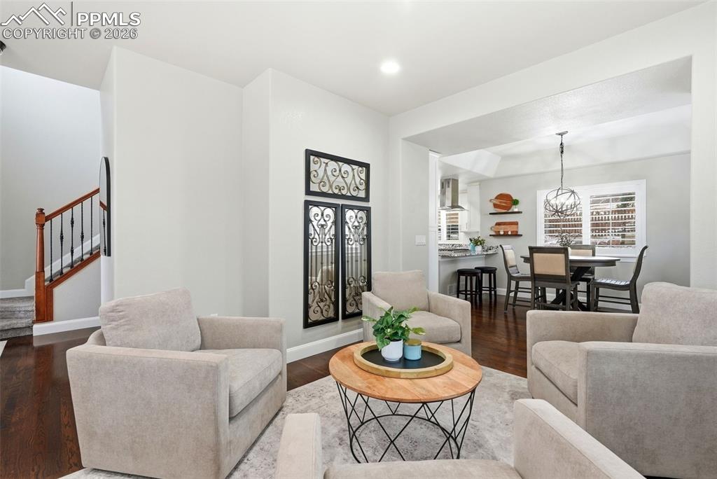 Image 22 of 50: Sitting Room