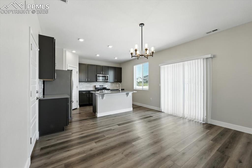 Image 10 of 44: Kitchen