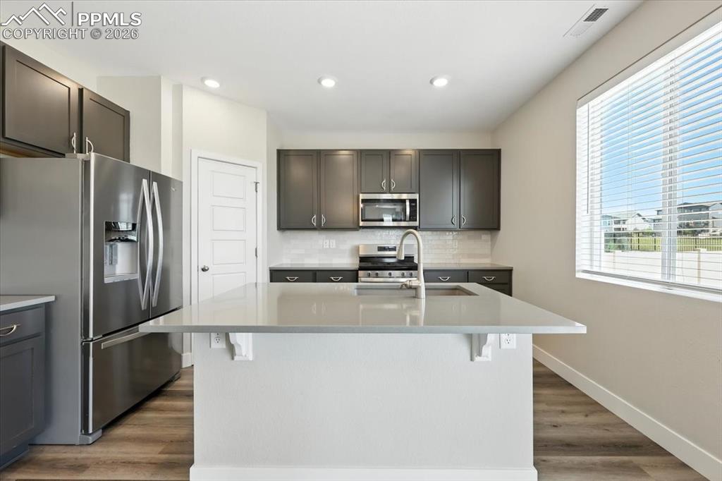 Image 12 of 44: Kitchen