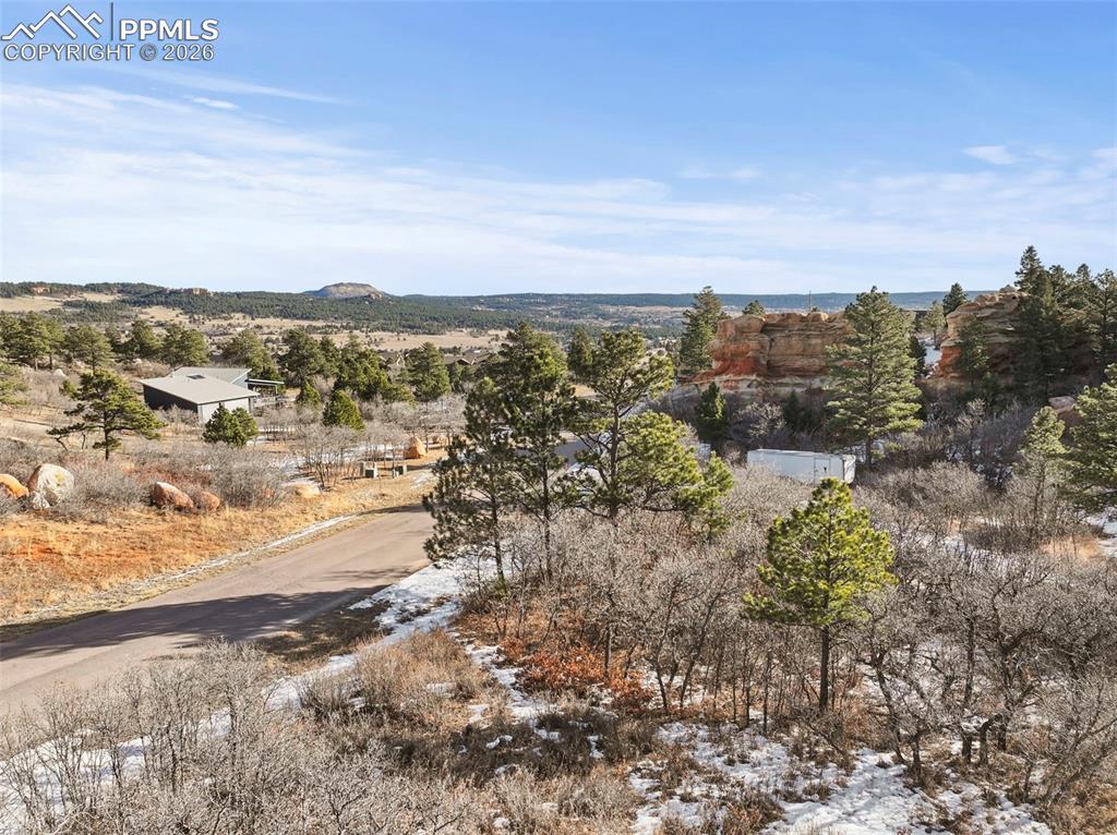 Image 25 of 50: View