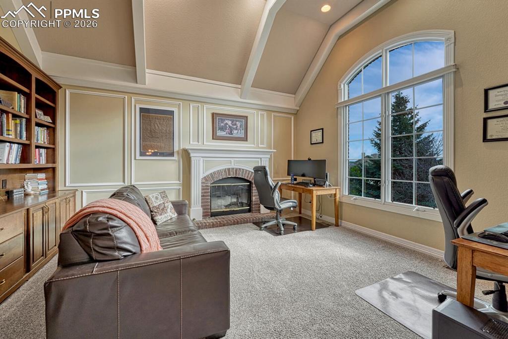 Image 5 of 48: Office