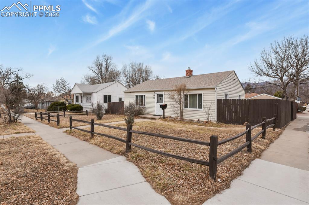 Image 2 of 21: Corner lot