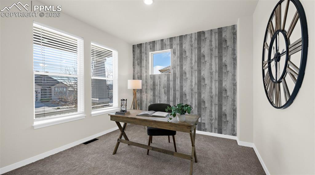 Image 7 of 50: Office