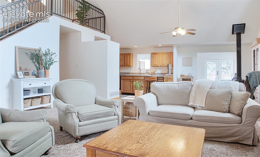 Image 6 of 25: Living Room