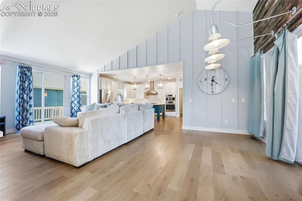 Image 6 of 50: Floor Plans