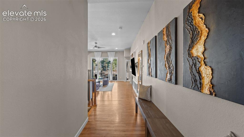 Image 6 of 45: Entry