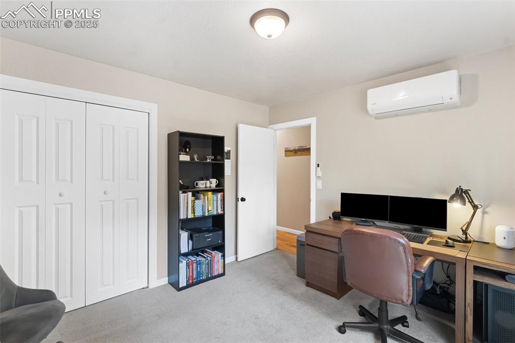 Image 19 of 35: or bedroom