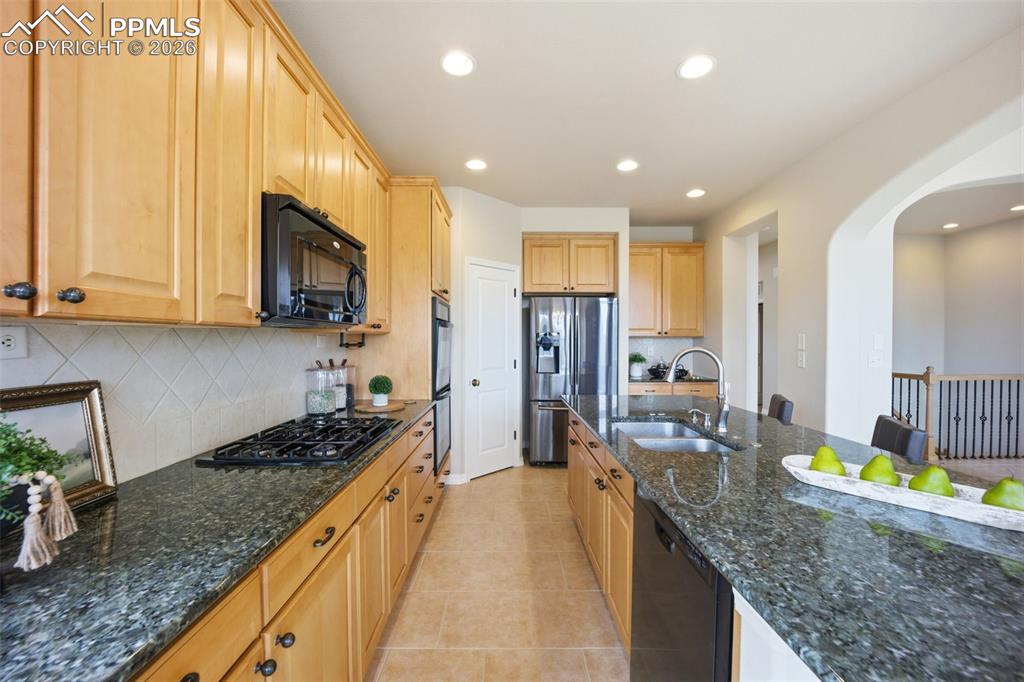 Image 13 of 47: Kitchen