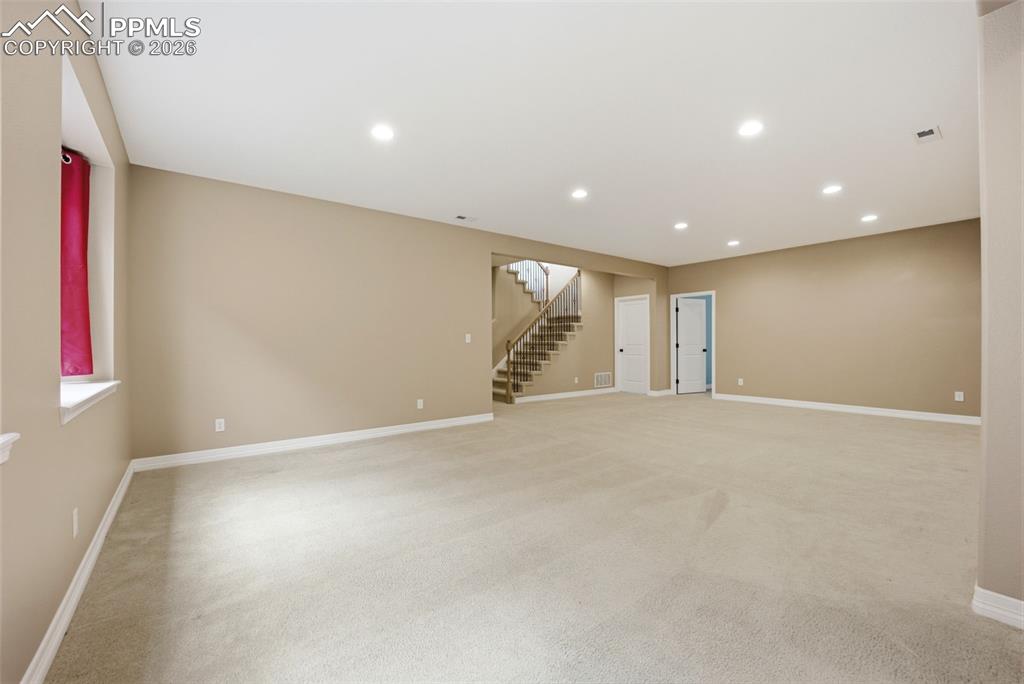 Image 29 of 47: Family Room