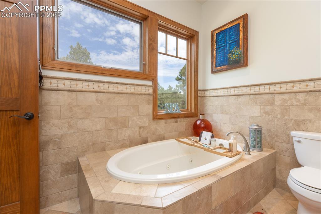Image 26 of 46: Master Bathroom