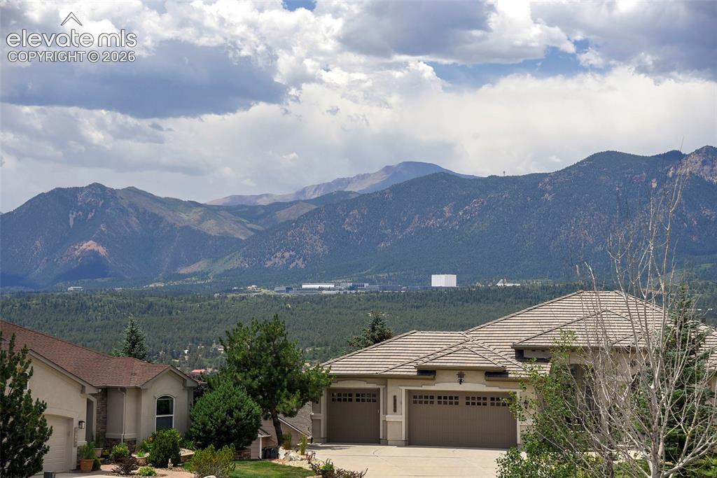Image 2 of 34: Pikes Peak and Front Range Views!!