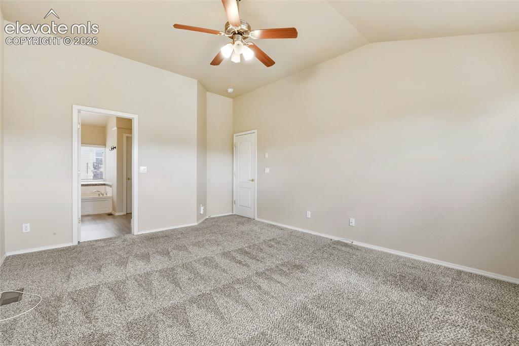 Image 20 of 34: As well as 5-piece attached bath and walk-in closet