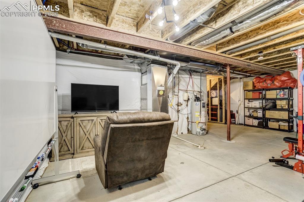 Image 33 of 50: Basement