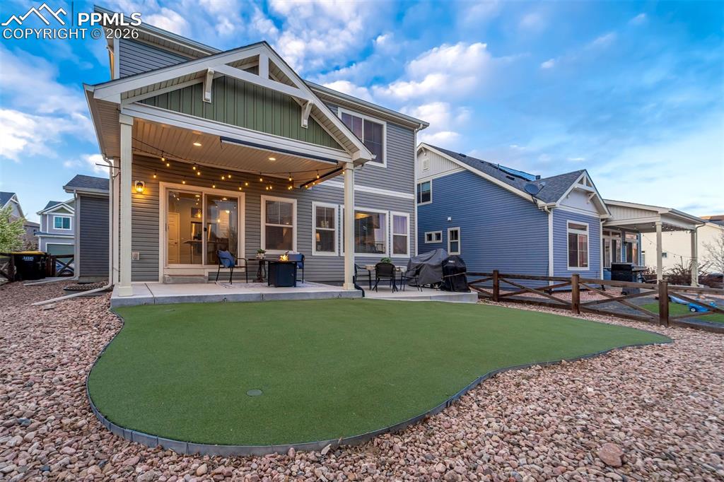 Image 41 of 50: Back of Structure