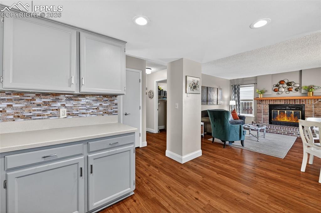 Image 12 of 26: Kitchen