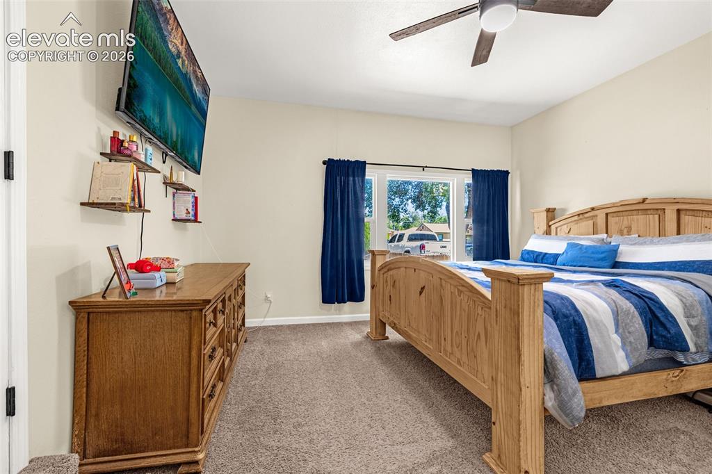 Image 16 of 37: Bedroom